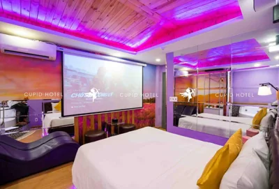 King Room — Cupid Hotel 2
